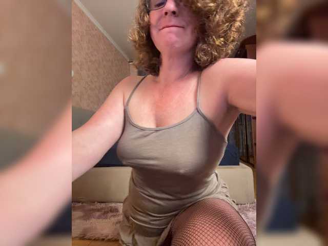 Blestyavka5 live cam on BongaCams