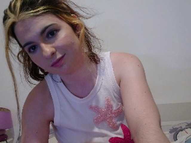 desirmiss live cam on BongaCams