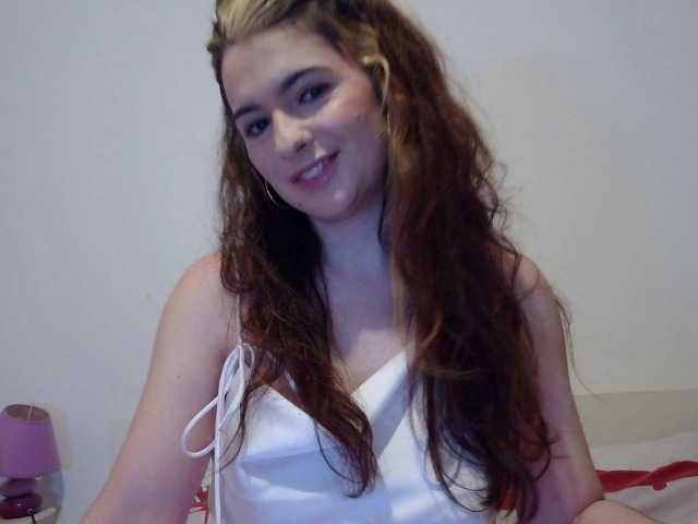 desirmiss live cam on BongaCams