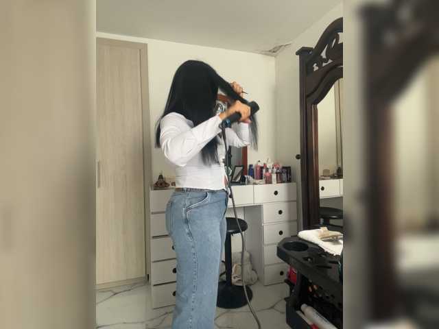 VictoriaBalee live cam on BongaCams