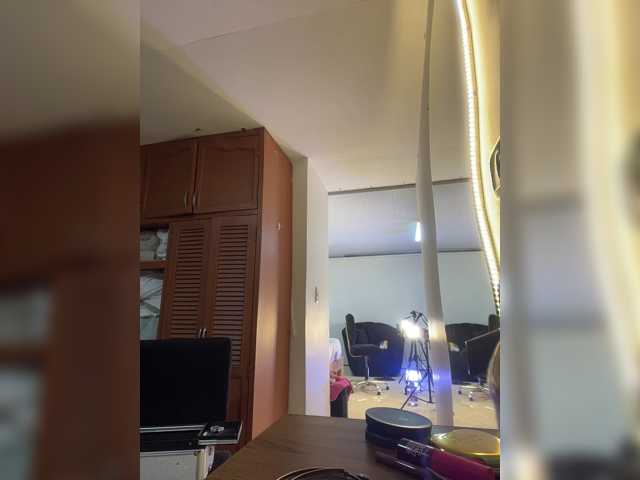 VictoriaBalee live cam on BongaCams