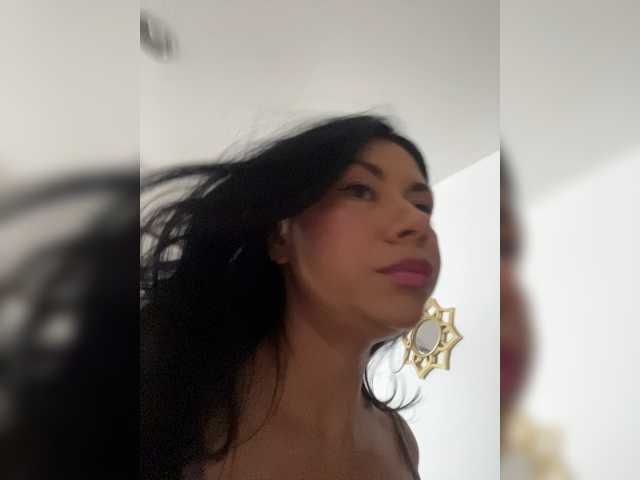 VictoriaBalee live cam on BongaCams