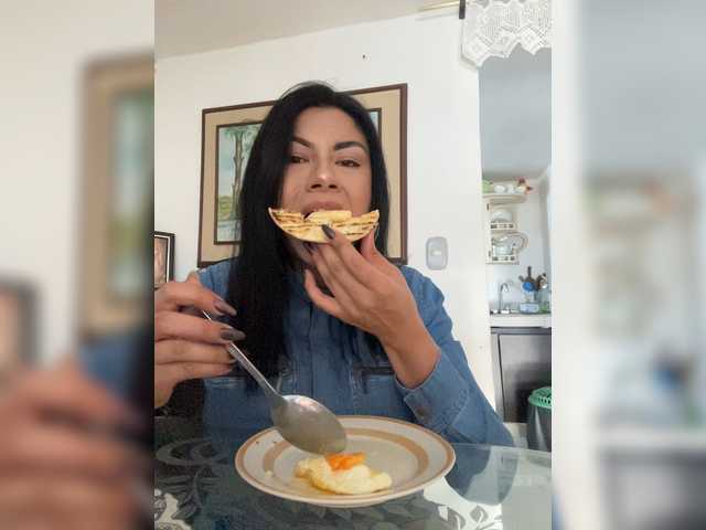 VictoriaBalee live cam on BongaCams