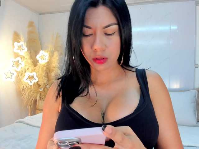 VictoriaBalee live cam on BongaCams