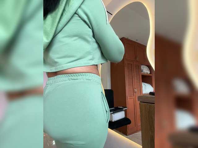 VictoriaBalee live cam on BongaCams