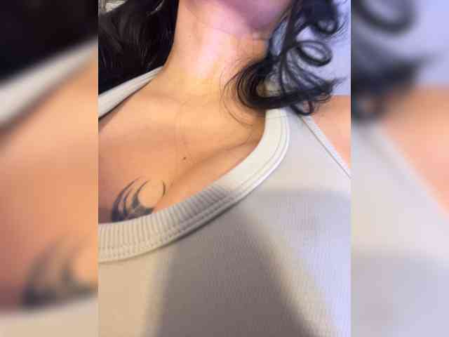 VictoriaBalee webcam