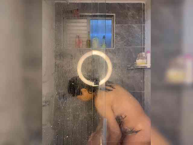 VictoriaBalee webcam