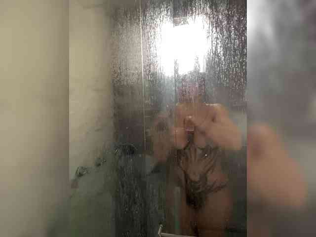 VictoriaBalee webcam
