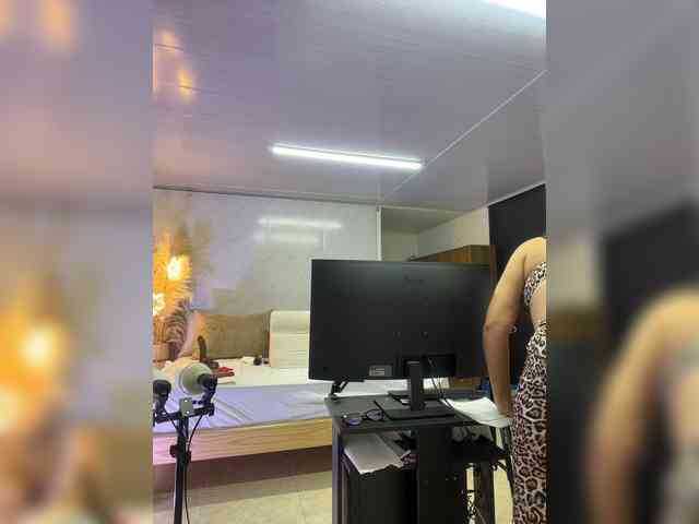 VictoriaBalee webcam
