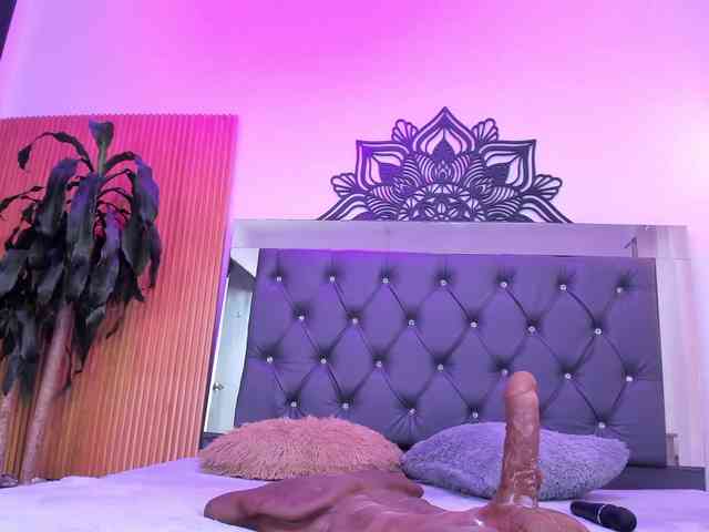 Alyssa-Kross webcam