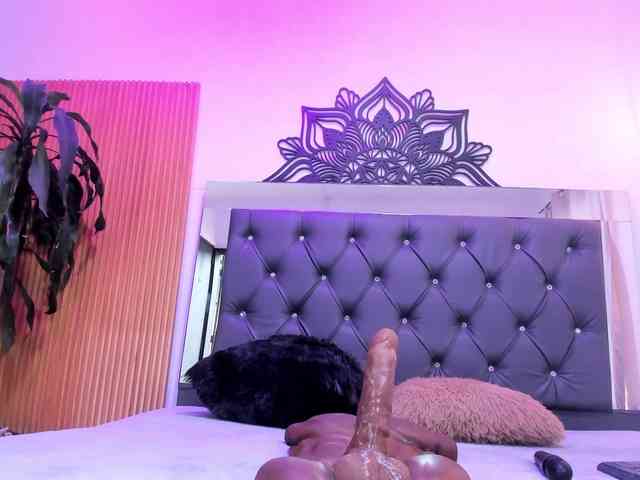 Alyssa-Kross webcam