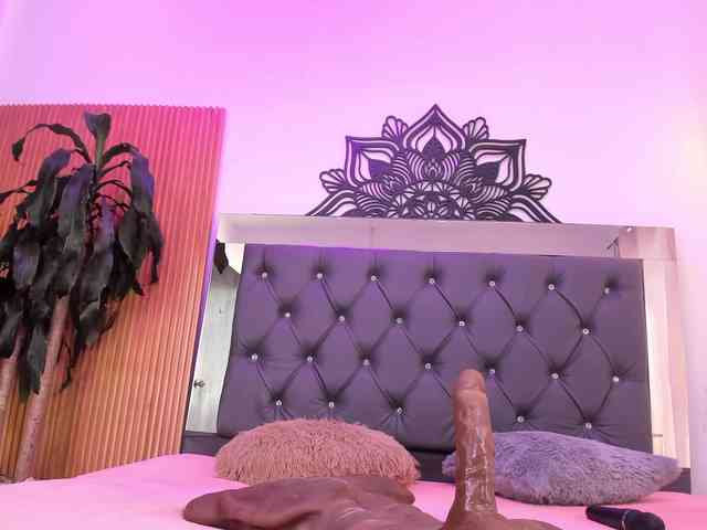Alyssa-Kross webcam