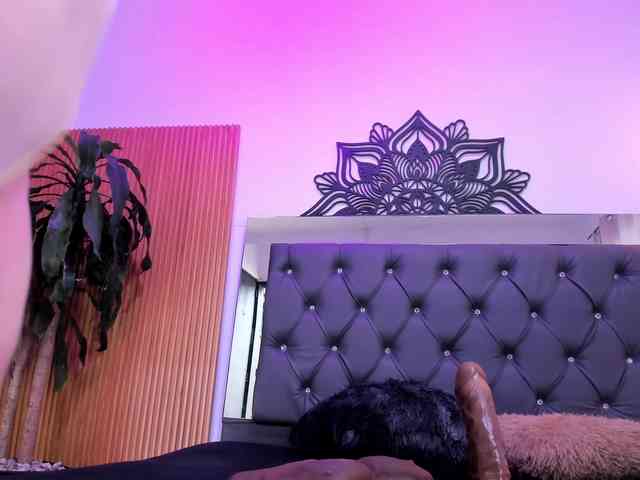 Alyssa-Kross webcam