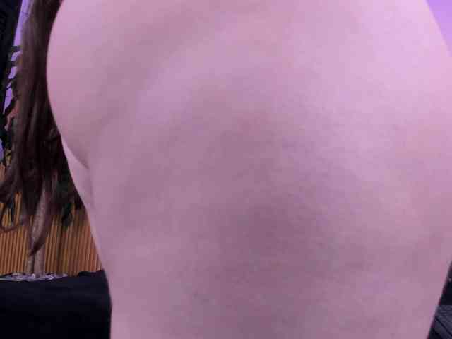 Alyssa-Kross webcam