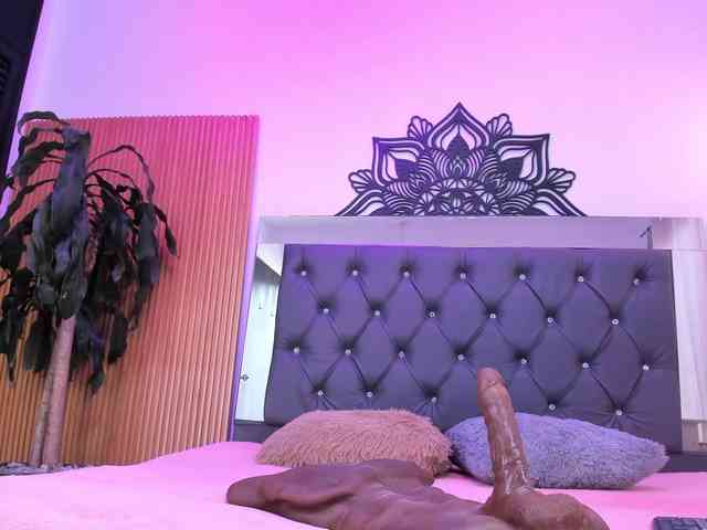 Alyssa-Kross webcam