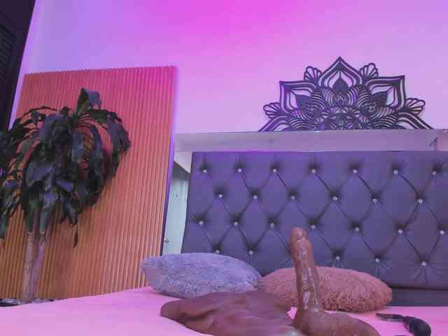 Alyssa-Kross webcam