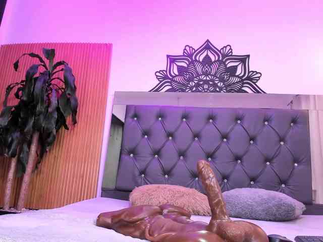 Alyssa-Kross webcam