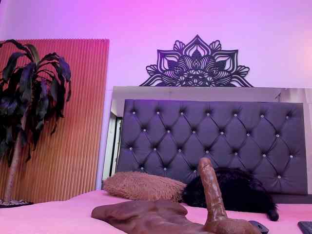 Alyssa-Kross webcam