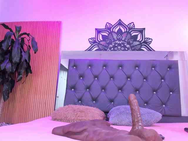 Alyssa-Kross webcam
