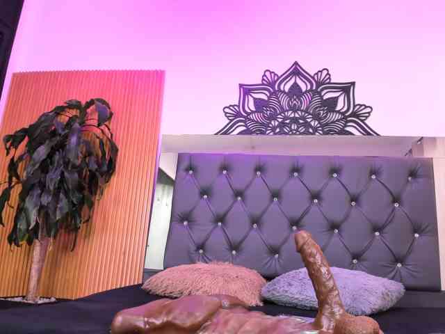 Alyssa-Kross webcam
