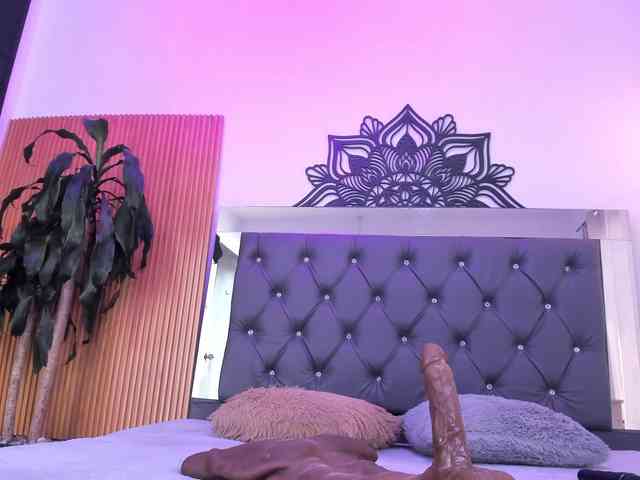 Alyssa-Kross webcam