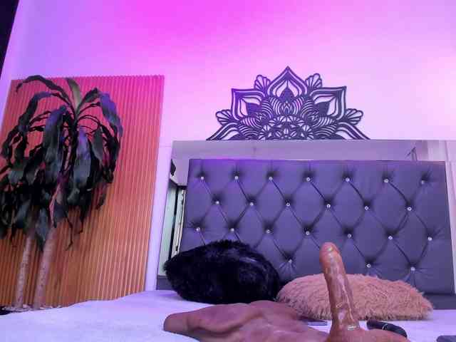 Alyssa-Kross webcam