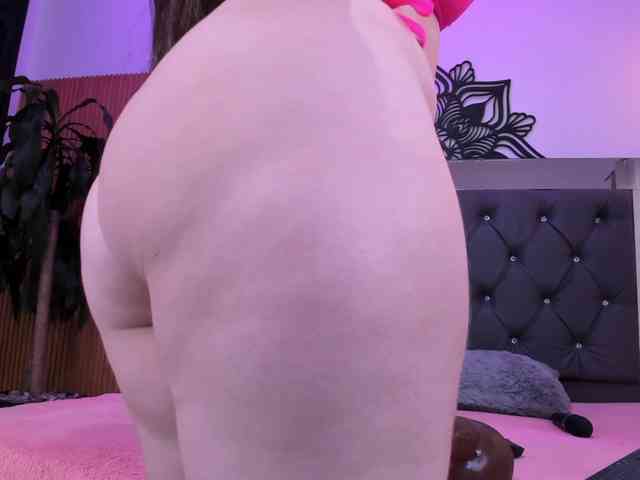 Alyssa-Kross webcam