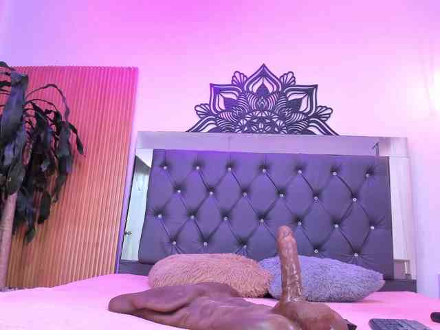 Alyssa-Kross webcam