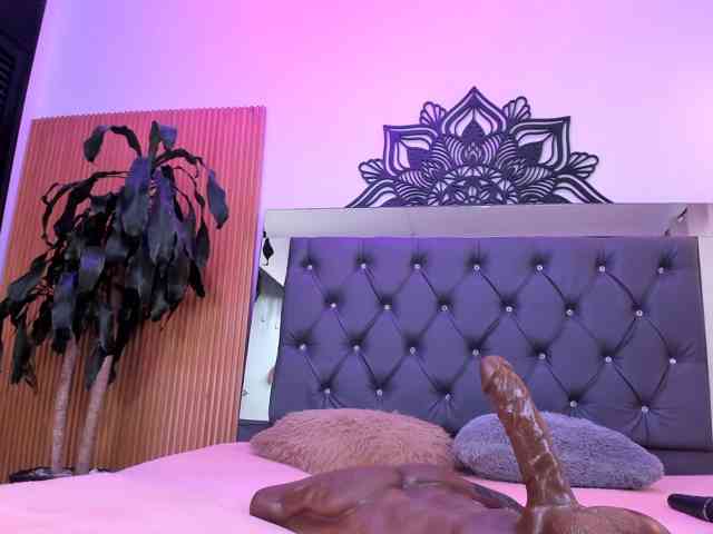 Alyssa-Kross webcam