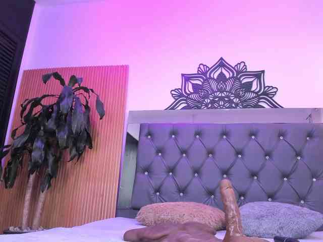 Alyssa-Kross webcam