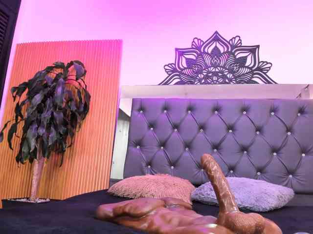 Alyssa-Kross webcam