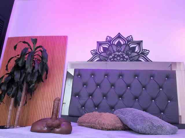 Alyssa-Kross webcam