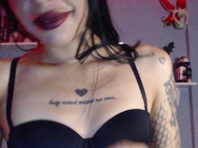 KarlaAmber live cam on BongaCams