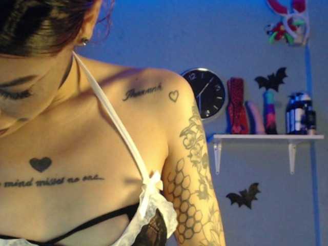 Girlbat_