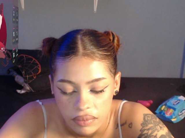 KarlaAmber live cam on BongaCams