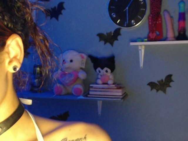 Girlbat_
