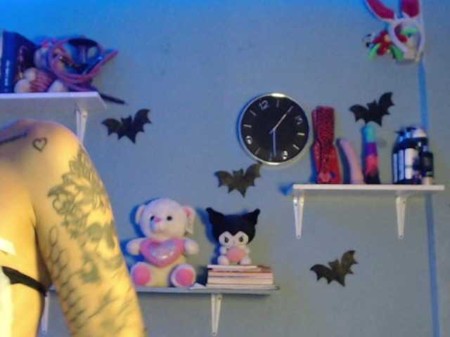 Girlbat_