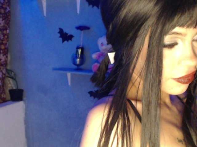 Girlbat_