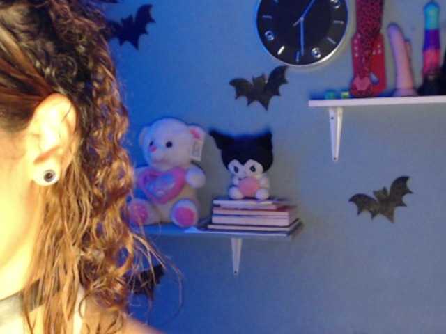 Girlbat_