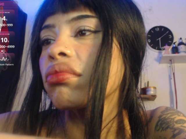 KarlaAmber live cam on BongaCams