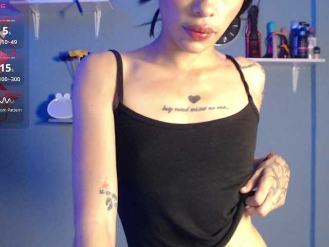 KarlaAmber live cam on BongaCams