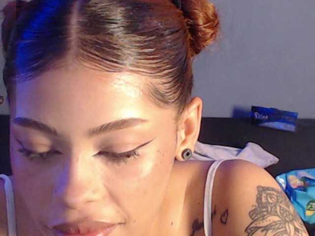 KarlaAmber live cam on BongaCams