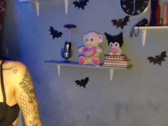 Girlbat_
