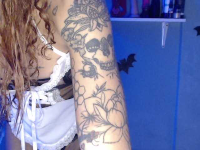Girlbat_ live cam preview