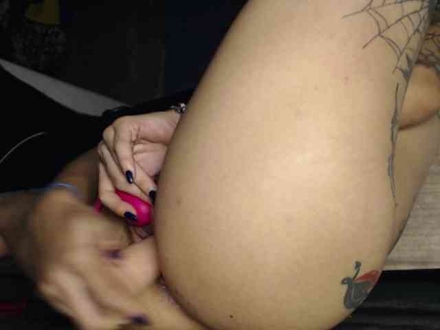 Girlbat_ webcam