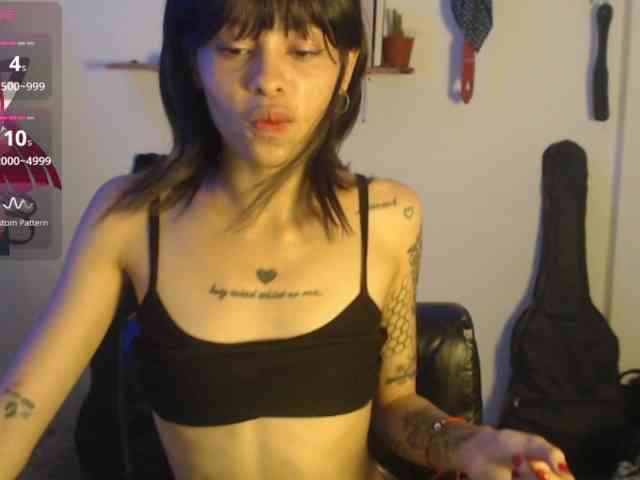 Kurome_latin webcam