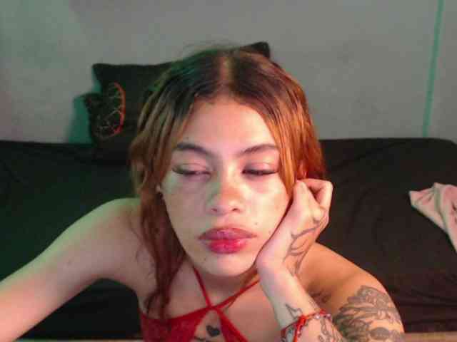 Girlbat_ webcam