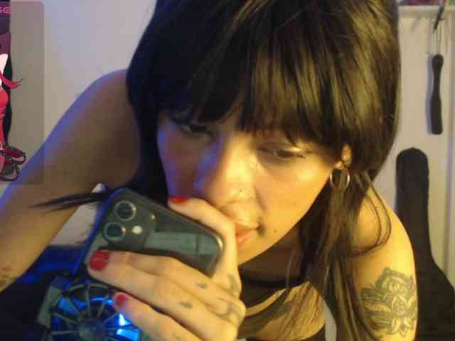 Kurome_latin webcam