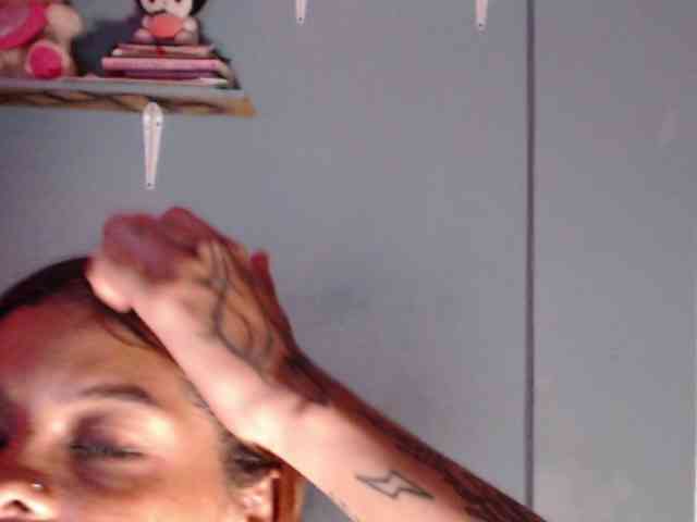 Girlbat_ webcam