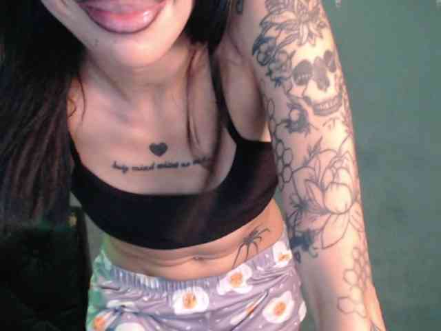 Girlbat_ webcam